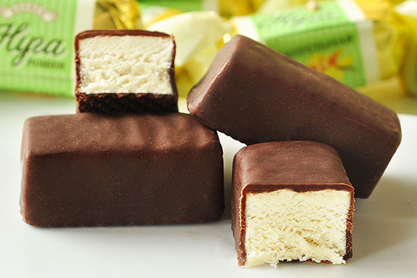 Candy Bag-ong Makina--- Chocolate Coated Coconut Bar Machine3